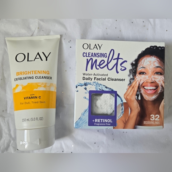 OLAY Brightening Exfoliating Cleanser and Cleansing Melts Set - Picture 1 of 1